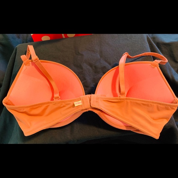 Victoriassecret Wear everywhere super push up bra - Picture 3 of 4